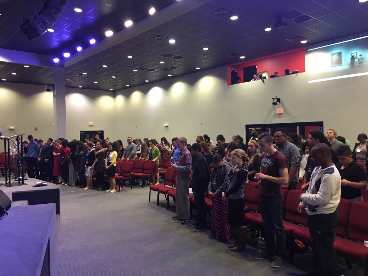 DanDibble's tweet photo. A life changing message from @Matt_Johnson_MO this morning! We have a great group of students here in CT! #ctyc2016 https://t.co/gSgbx4ORWc