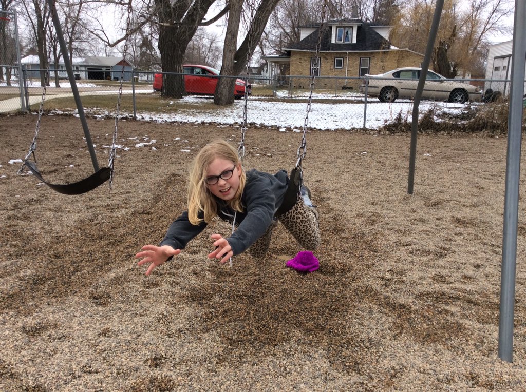 vetters_voices's tweet photo. We are outside at an extra recess by Mataya #flyhighfri #KidsDeserveIt https://t.co/LvwfyftrGo