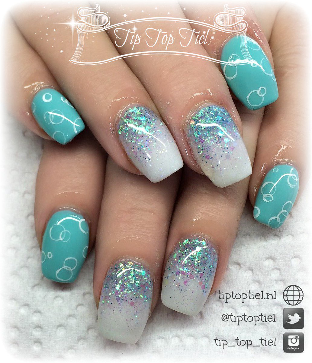 TipTopTiel's tweet photo. April actie: gratis upgrade naar Design Nagels #nails #nailart #glitternails #gelpolish https://t.co/tYaKwB6SEE https://t.co/M2z6NgbCMk