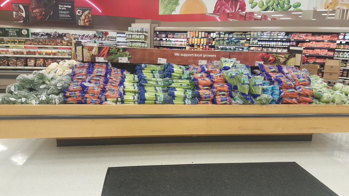 Let the weekend begin@2193
<a href="/MissaCharissa/">Charissa Gazelka</a> <a href="/ButrynMatt/">matt butryn</a> @TodMiller0925 <a href="/stevecrawford22/">steve crawford</a> <a href="/NickNguyenTG/">Nick Nguyen</a> <a href="/KampsulaScott/">scott kampsula</a>