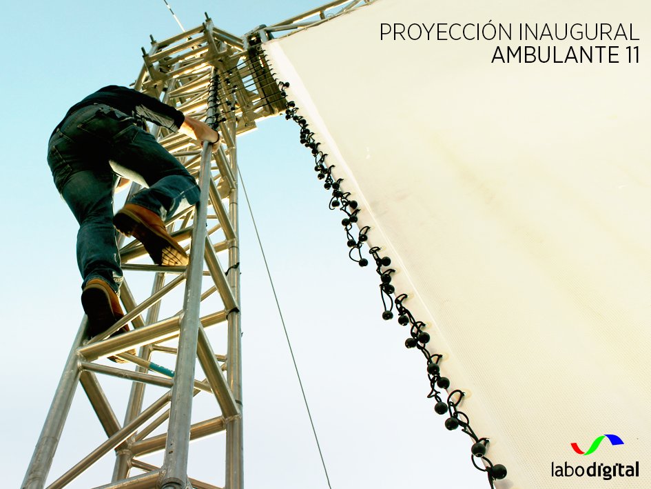 LaboPost's tweet image. ¿Fuiste a la función inaugural de @Ambulante, en el #MonumentoALaRevolución? Montaje de la proyección #OnlyAtLabo