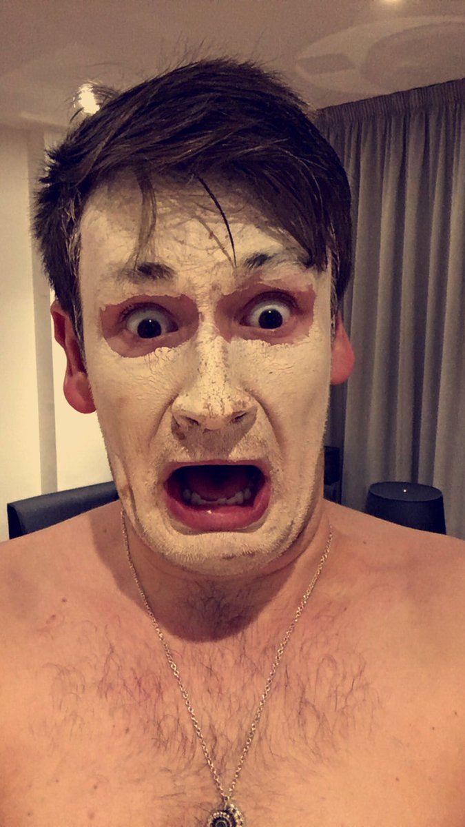 Okay so I didn't realise face masks make you look like this. Gave myself a fright!