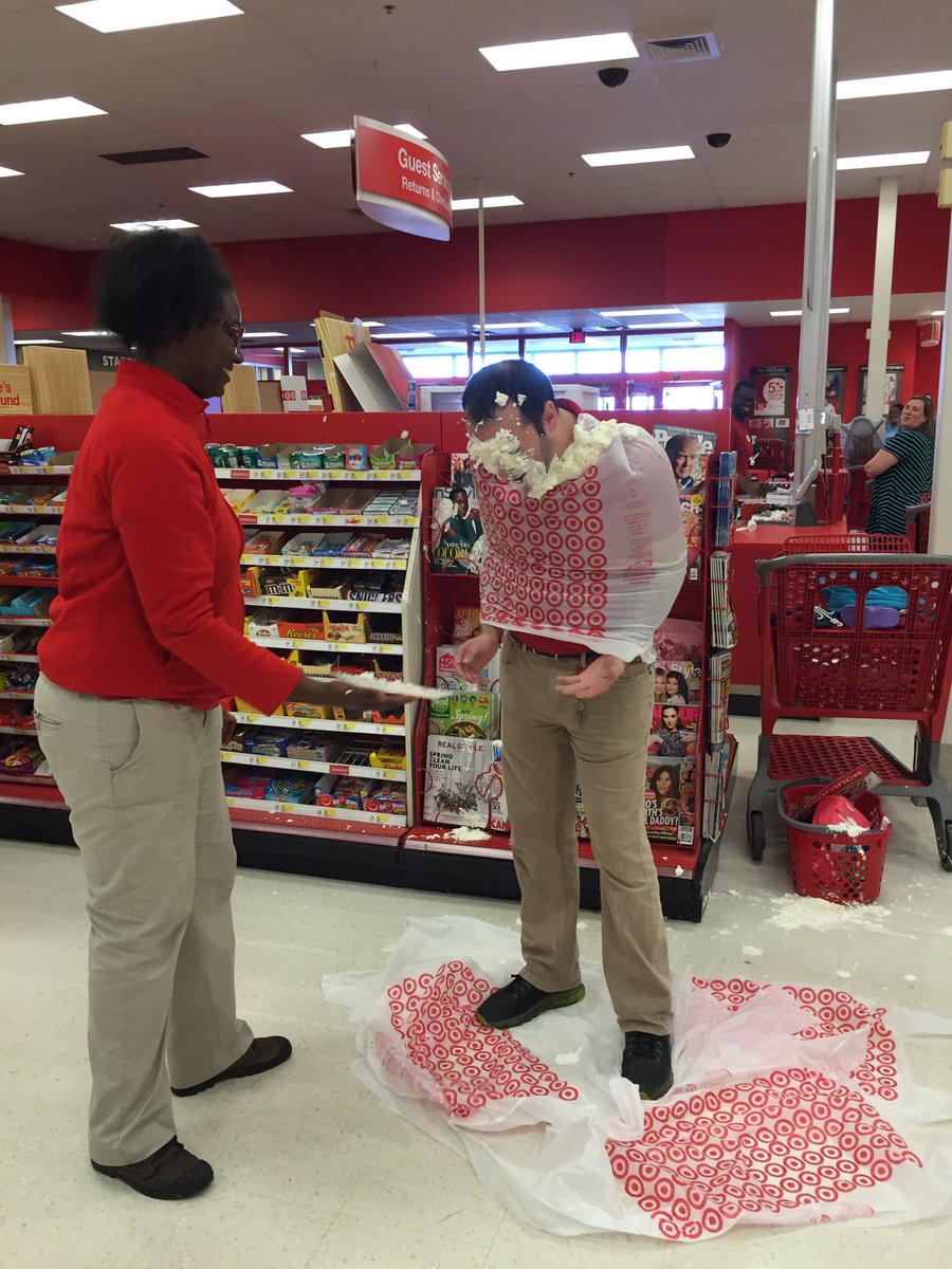 michberson's tweet photo. 10 Redcards by 4 means the LOD gets pied! https://t.co/VZTjLjuajH