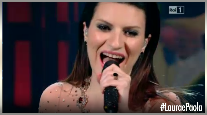 RaiUno's tweet photo. #MedleyTime "Con la musica alla radio", "Benvenuto", "Io canto"
#LauraePaola https://t.co/aRlmHLzeS7
