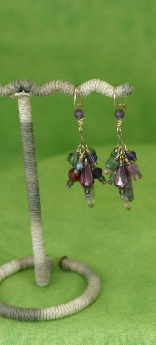 synergemz's tweet photo. Fancy Jasper Clusters by @synergemz #Amethyst #FancyJasper #SterlingSilverWire https://t.co/dlexDyvPVl via @Etsy https://t.co/KKDsfdwVqh
