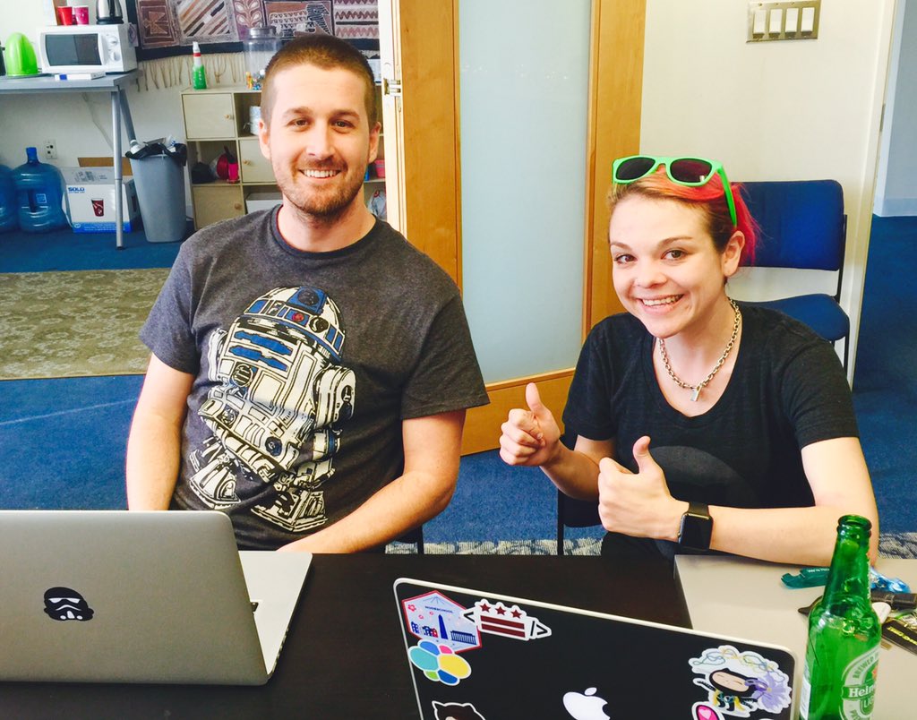 sukim's tweet photo. Love having #irongrads back on campus #ironpints https://t.co/mANEOZecaw