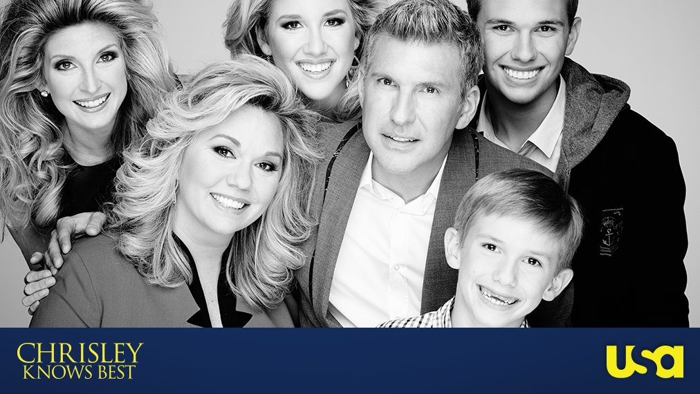 ChrisleyTV's tweet photo. ๐ There are 8 ADDITIONAL NEW EPISODES of #ChrisleyKnowsBest coming your way this season! ๐
That's 20 total, y'all! https://t.co/p0FeTccDhx