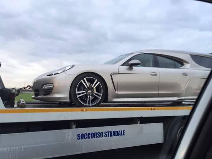 CKRC_KARTING's tweet photo. Creías haber visto todos los modelos de Porsche? Pues mira este Panamera https://t.co/fjpWAbjB38