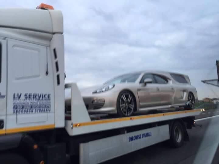 CKRC_KARTING's tweet photo. Creías haber visto todos los modelos de Porsche? Pues mira este Panamera https://t.co/fjpWAbjB38
