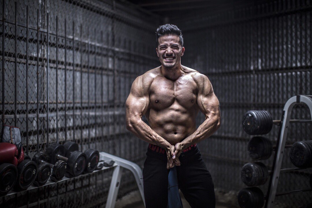 Guzmanfitness's tweet image. It's live!!! youtu.be/_4SwMnfwAq8