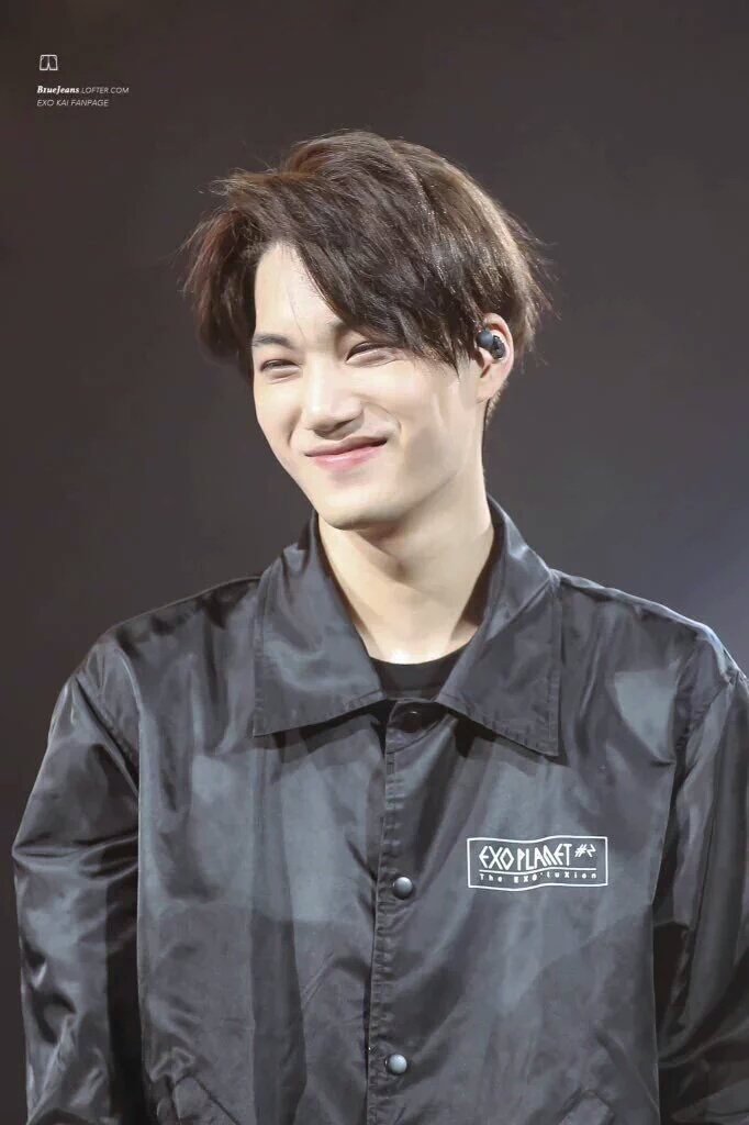 _babebbleeamp's tweet photo. คิดถึงรอยยิ้ม..ที่เต็มไปด้วยความสุข #จงอินเป็นไคทําไมน่ารัก #KAISmile ❤ https://t.co/9WdsyojJ9I