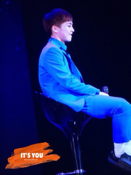 BabyXiuHan90's tweet photo. [PREVIEW] 160401 XIUMIN - Secret Night at LOTTE WORLD 
cr. It's You https://t.co/kGsJJXsZSX