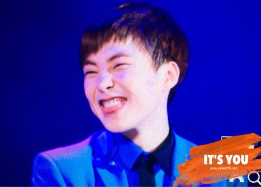 BabyXiuHan90's tweet photo. [PREVIEW] 160401 XIUMIN - Secret Night at LOTTE WORLD 
cr. It's You https://t.co/qN4yb6B6Rh