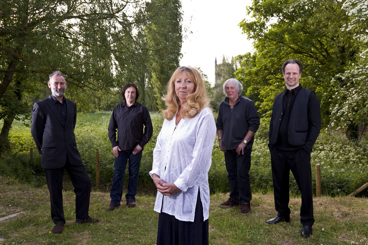 tenacitymusicpr's tweet photo. Jacqui McShee's Pentangle 2morro https://t.co/bfUFYMRWTw https://t.co/gvMV2gzkRE @Alanthomsonbass https://t.co/hGQVIpPUYo