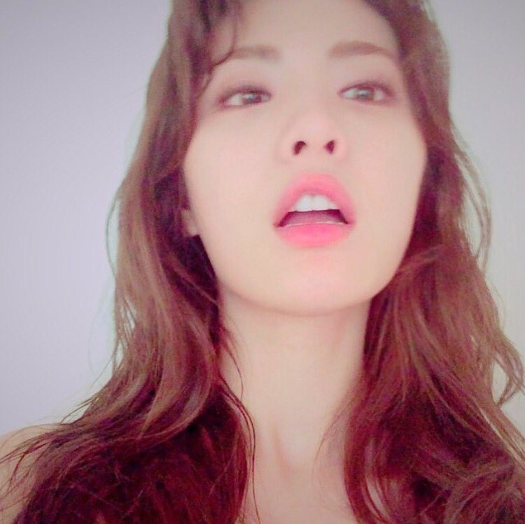 NanaASfacts's tweet photo. [NANA's Instagram update] jin_a_nana: https://t.co/EN5WBBgucJ