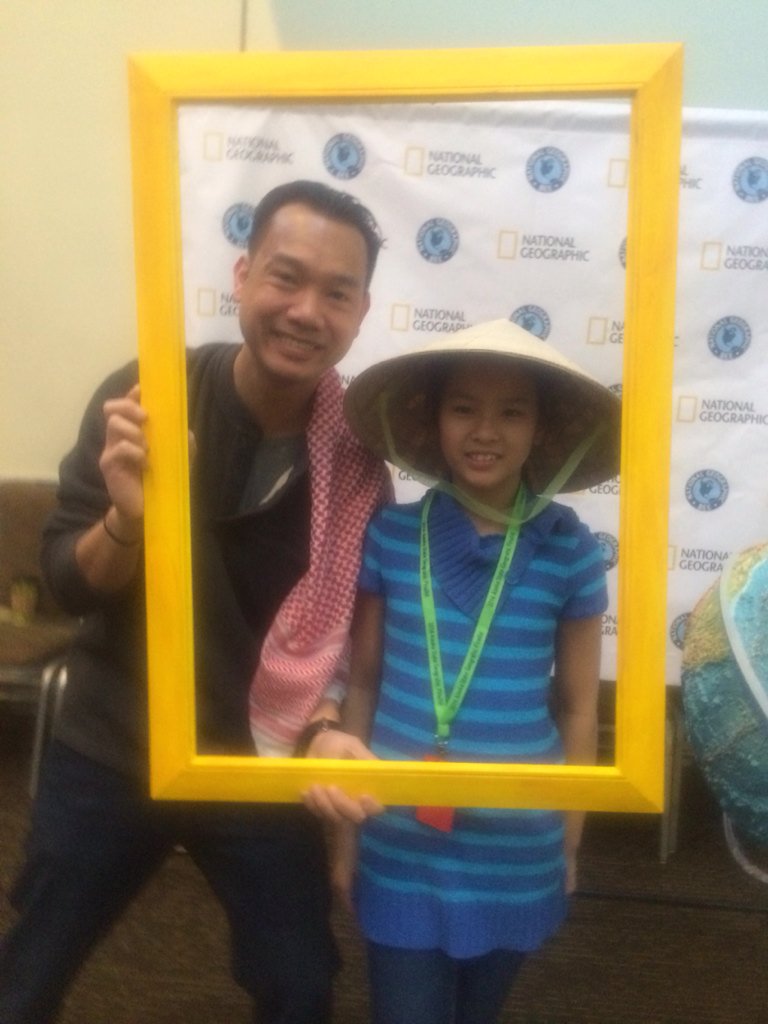 alaskageo's tweet photo. Rockin' the Nat Geo frame at the Alaska  #natgeobee https://t.co/GhpQ6MkDbP