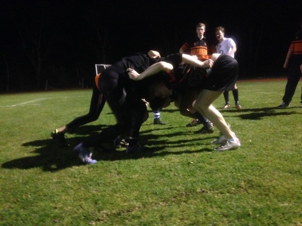 Scrummen introductierugby@gmail.com
Ook voor vrouwen. Doen er nu 3 mee!! #rugby #helden