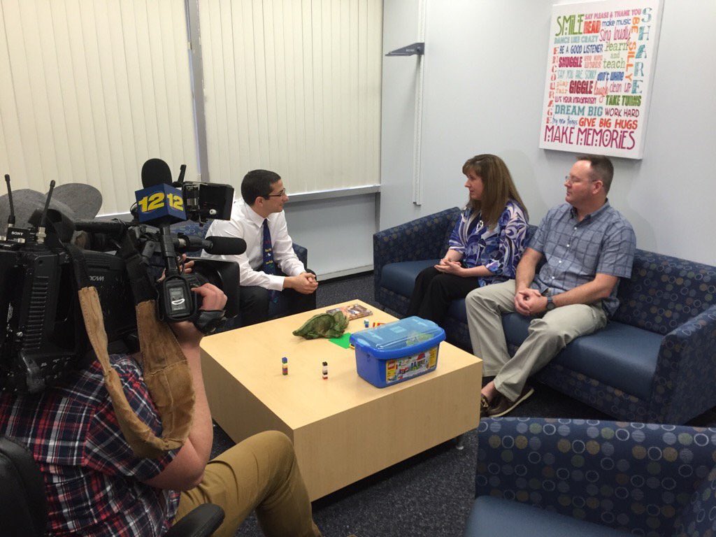 StonyBrookMed's tweet photo. #BehindTheScenes @News12LI chats on #autism w/ Dr. Paul Mitrani of Ctr for #AutismSpectrumDisorders. Segment airs tn https://t.co/scYp7PNzk0