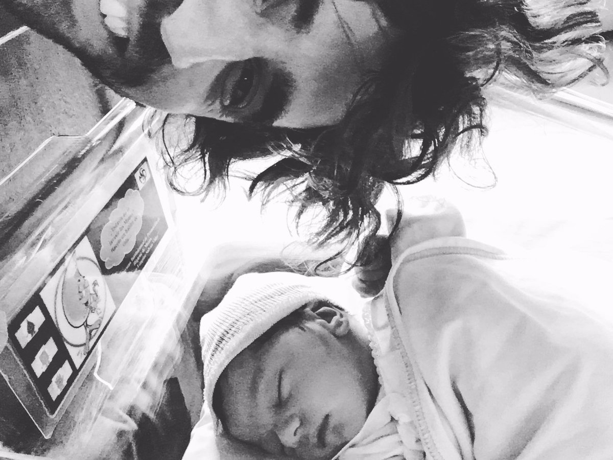 Gracias <a href="/conidietrich/">Coni Dietrich</a> x haber traído esta cosa increíble, te amo fuerte. 1/4/2016 me hiciste la persona mas feliz!