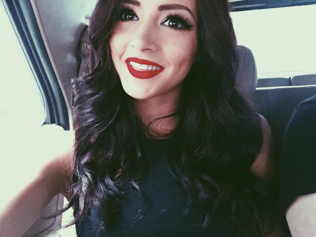 xChrissyStylesx's tweet photo. El destino es cuando encuentras algo que nunca has buscado y descubres que nunca quisiste otra cosa. https://t.co/2urICBADgN