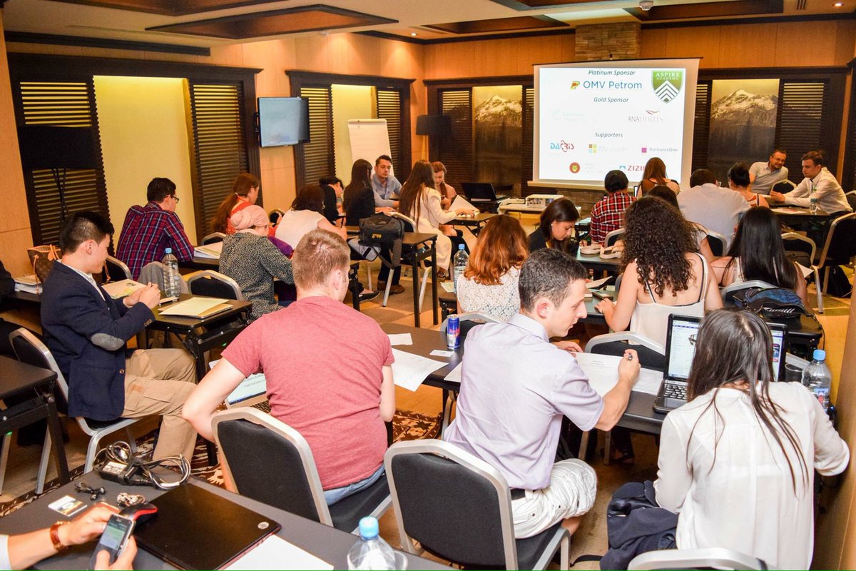 AspireRomania's tweet photo. Alumni preparing their business presentations, harnessing the knowledge acquired during the program. #AspireAcademy https://t.co/K3XV5c8HUc