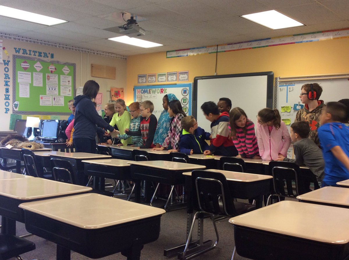 Exploring hids &amp; learning abt survival in the wild #curriculumties #handsonlearning <a href="/4weisenberger/">Betsy Weisenberger</a> @Eastwood_Eagles