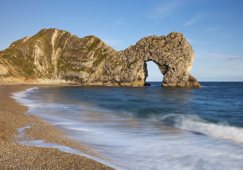 VisitBritain's tweet image. Nowhere in Britain is more than 120km from the coast, so plan a beach adventure here! bit.ly/1ooXvr5