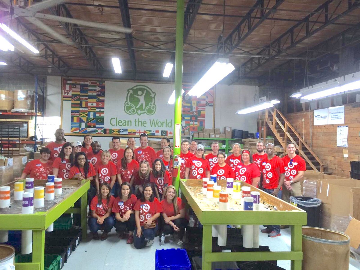 MelJoySiren's tweet photo. Joined my Target biz partners at Clean the World Orlando. #cleansaveslives #extrashotofgood https://t.co/9j7UvH3NXr