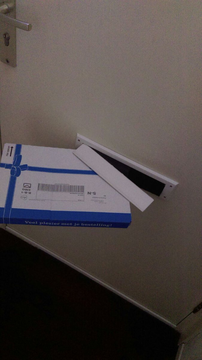 Panton2013's tweet photo. @PostNL vandaag een pakketje ontvangen van https://t.co/1fWjZIug95 met bijgaand resultaat. Misschien (1/2) https://t.co/vz567yj7Kj