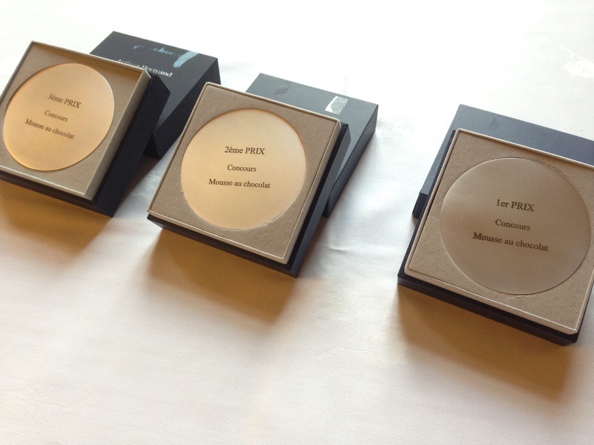 Les médailles sont prêtes pour la remise des prix du #Concours de la meilleure #MousseAuxChocolats Amateur