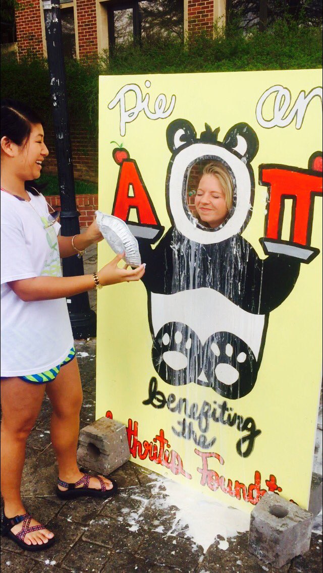 annabrowniie's tweet photo. S/O to everyone that came out to Pie-a-Pi today to support The Arthritis Foundation #utkaoii https://t.co/nWOTE9Hp6l