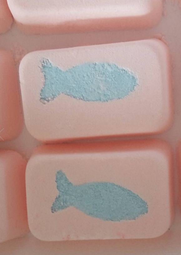 BotanicalProp's tweet photo. Coral bubbling Bath Bomb scented in OrangeCreamsicle #colorbubbles #bubblebath #slsa #loveyourskin @stjacobsmarket https://t.co/MkQsh5tvhM