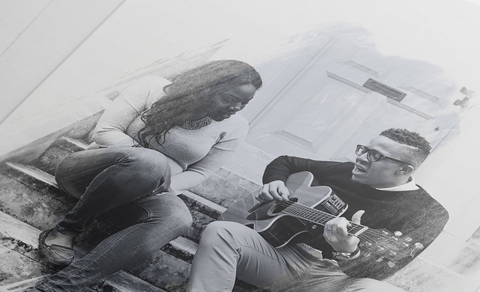 AStepFWD's tweet image. FRESH MUSIC: Talented duo @devotionmuk release new single ‘Darkest Days’ #UKChristianChart bit.ly/1qa8kix