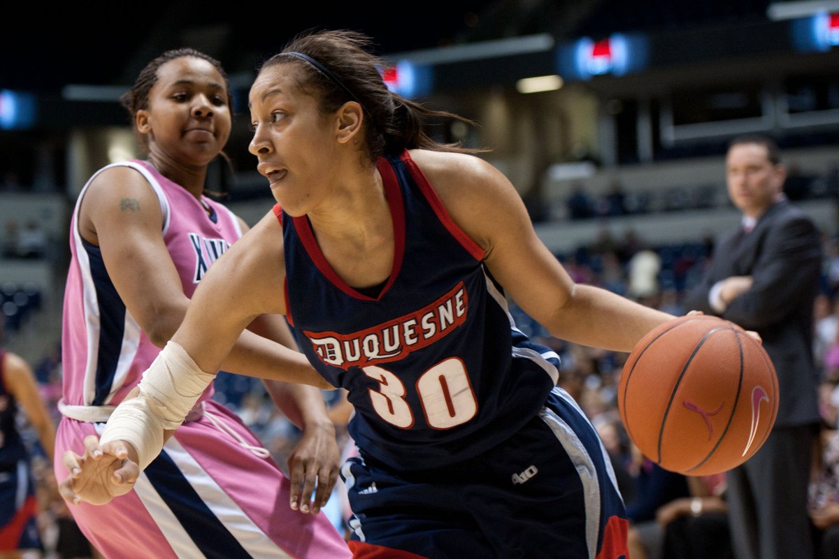 CamCountySports's tweet photo. Congrats to @CamCountySports Class of 2016 inductee Samantha Pollino - Duquesne women's basketball star. https://t.co/kghPmozako