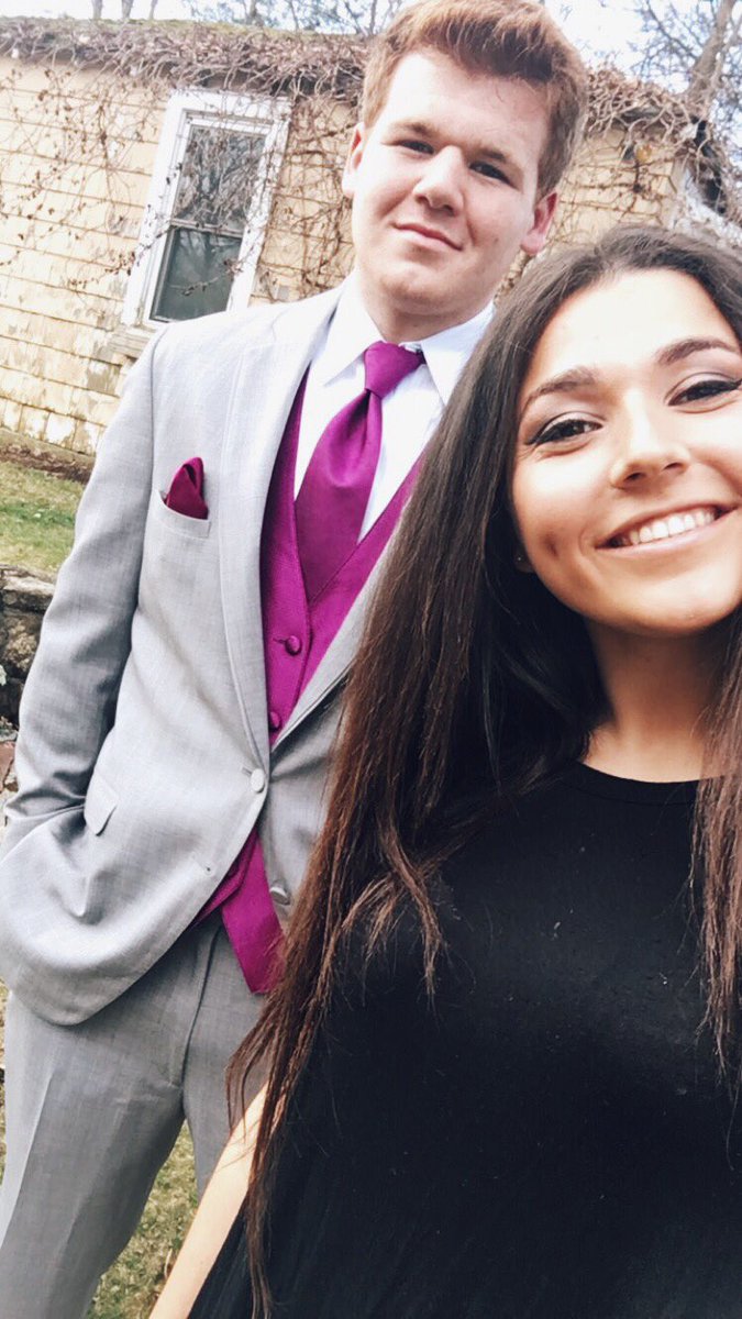 b0bbiiii's tweet photo. Sending this stud off to prom 😎 https://t.co/CPFMOPtdGv
