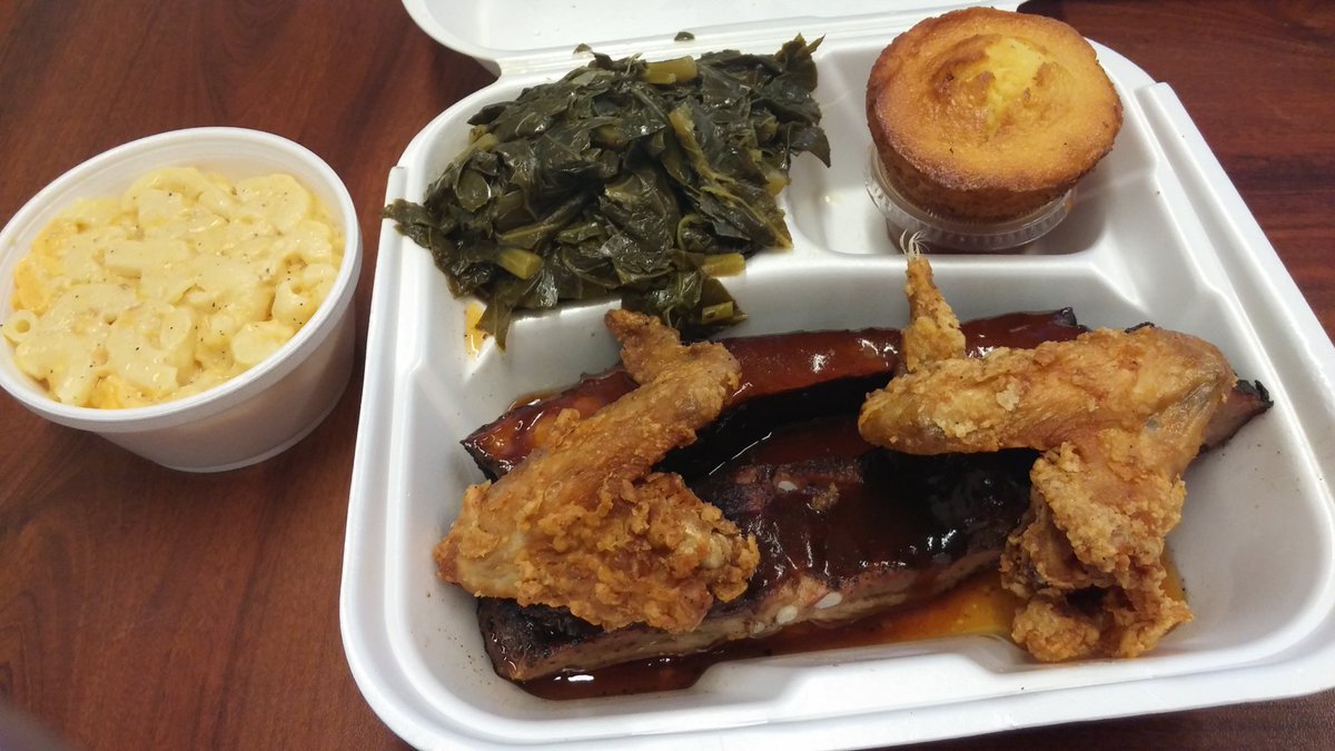 AngryManTV's tweet photo. Just my usual Friday lunch... #rollingrib https://t.co/cjcDKNFTs9