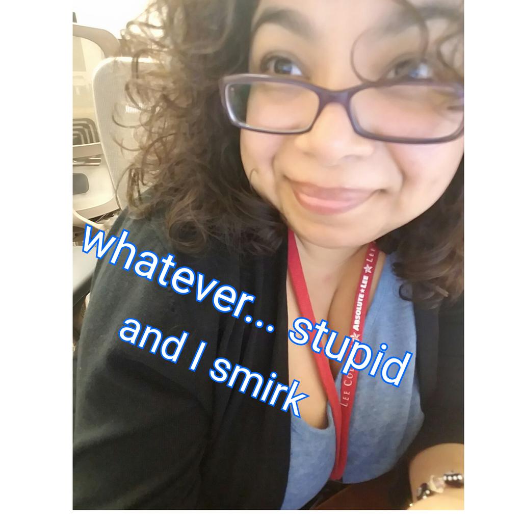 I_Am_ME_MV's tweet photo. Hahaha.... my Friday is full of Fools. #stupidfolks #foolsforever 😏😏😏😏 https://t.co/39H1KHnRC9
