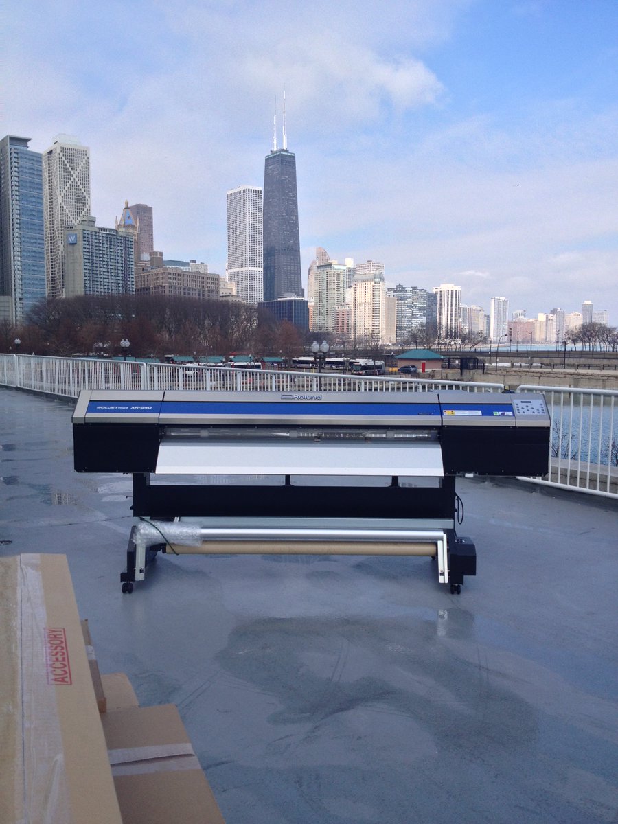 signoutletstore's tweet photo. For a great addition to ur skyline, check out our #Roland PRO series #printer #Chicago #signmaking #SignOutletStore https://t.co/9lNCEg4p7o