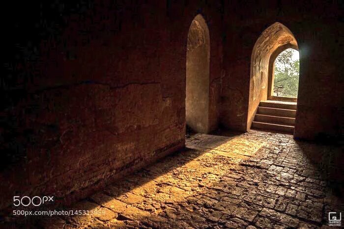 umhussain_k's tweet photo. قبل ان ترسم ثقتك على جدار شخص معين 💫💫💫
تاكد من صلابة الجدار لكي لايسقط عليك  في يوم من الايام https://t.co/mO7OWtjolW
