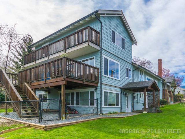 vihomesnanaimo's tweet photo. Today's #10amGem! 3 Level Character Home with a 1 Bedroom Suite. #Nanaimo https://t.co/hnOfVVALuE @CParkerTeam https://t.co/bIegOcv9YF