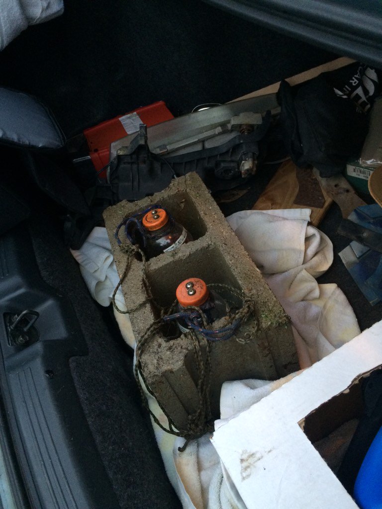 Shishira_NS's tweet image. Made an early morning trip to Grafton, WV - safe to say we retrieved the riffle in one-piece! #WVUStreamLab @ecorio1