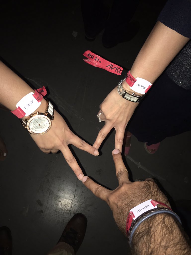 susaneha's tweet photo. #avicii #liveindubai #letsgetthisstarted #wohoo #cantwait @AviciiUK @Platinumlist https://t.co/lsjeF3YKls
