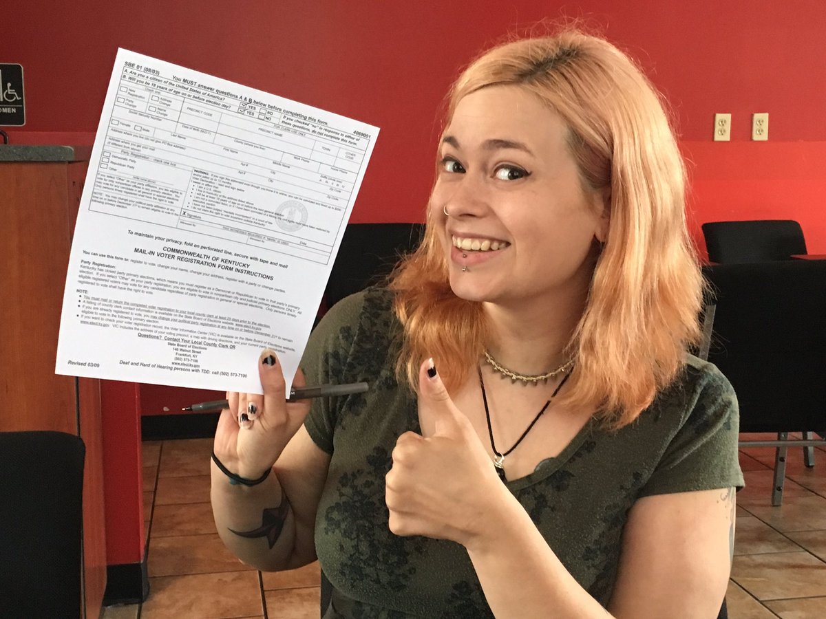 NKY_KFTC's tweet photo. New member and new voter! And that's #NoJoke! #buildingnewpower #Vision4Ky https://t.co/P0R4Cuv2xw