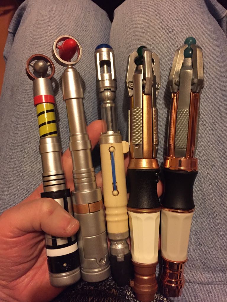 GavinWinters's tweet photo. I am all soniced up! #DoctorWho https://t.co/mGtWPjSw0h