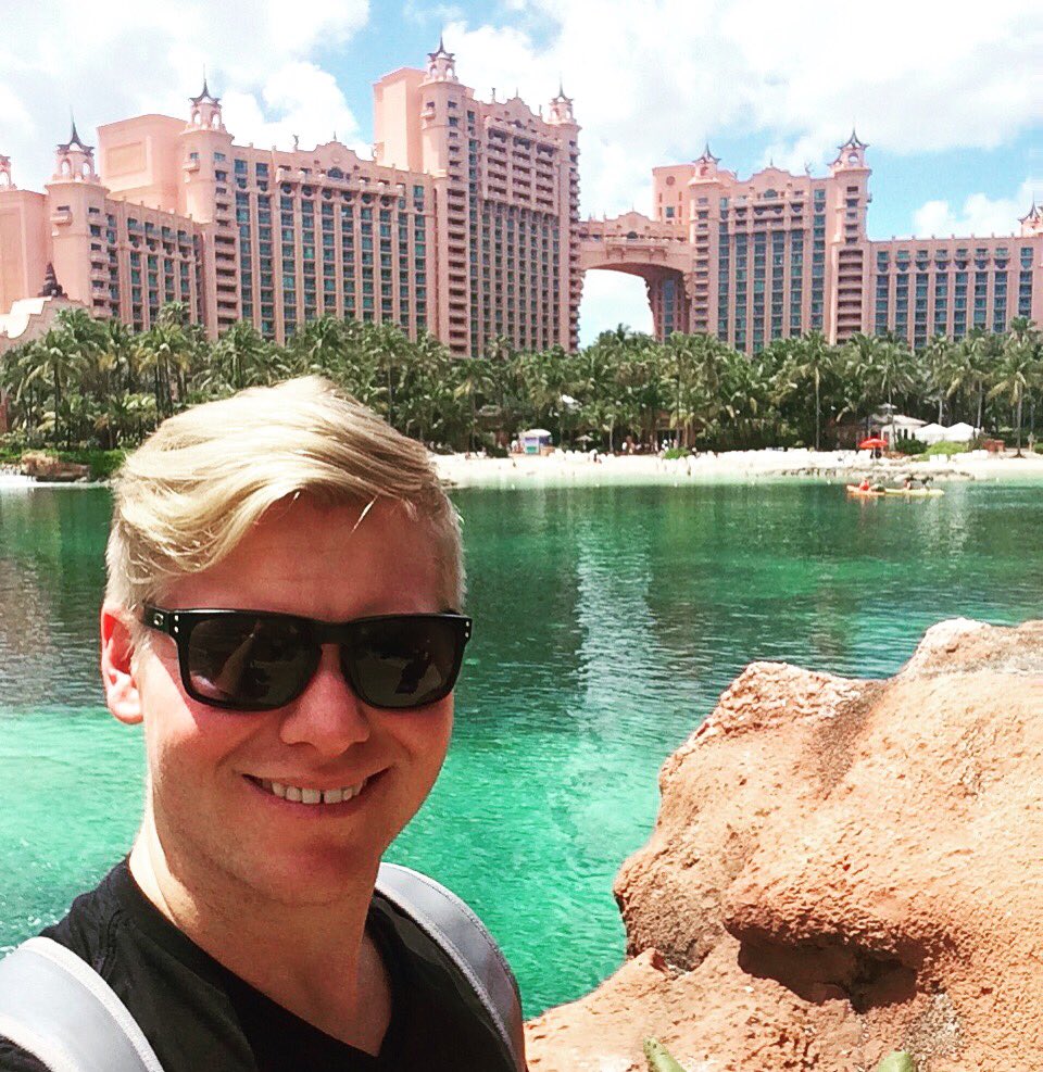 HermanPieters's tweet photo. Got to visit the aquatic city of Atlantis today. #Bahamas #ParadiseIsland #adventurepart2 https://t.co/vDC9g6vo7F