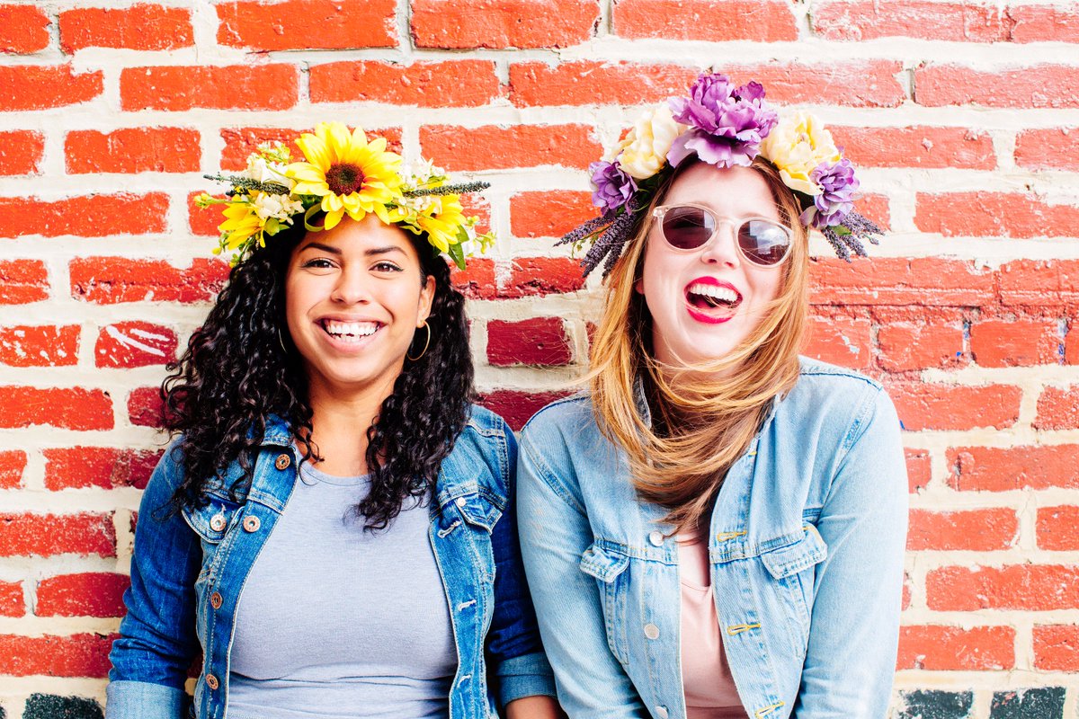 ModstockCo's tweet photo. So ready for @coachella!!!! #FlowerCrowns #modstock https://t.co/qz152fgwNU https://t.co/JBW31LUUEU