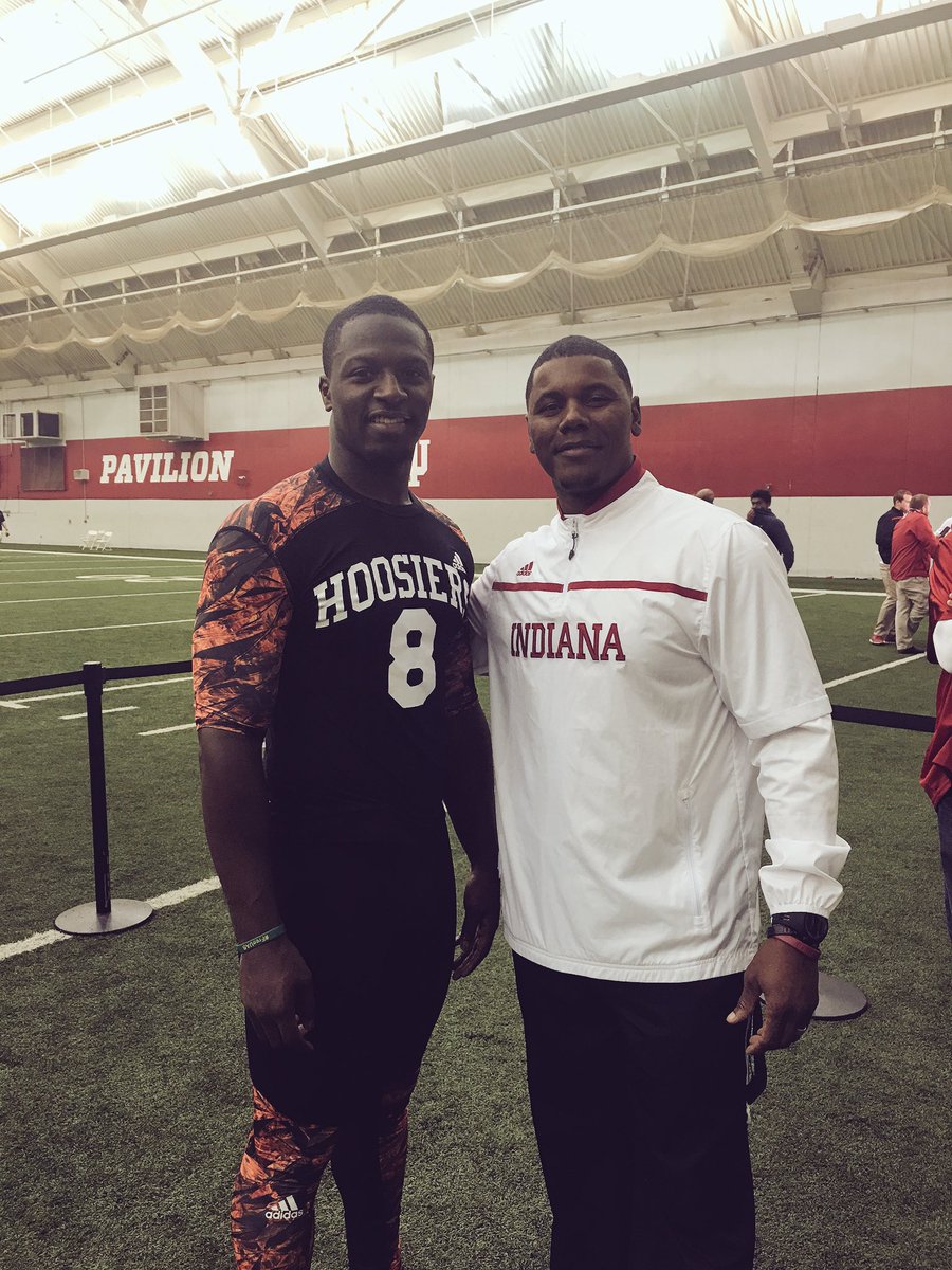 coachdmc's tweet photo. Got it done!!! 6ft 223lbs, 4.52 40, 4.32 shuttle, agility, burst, hands, oh-and his tape don't lie. Congrats J How.. https://t.co/ydEST7iUx7