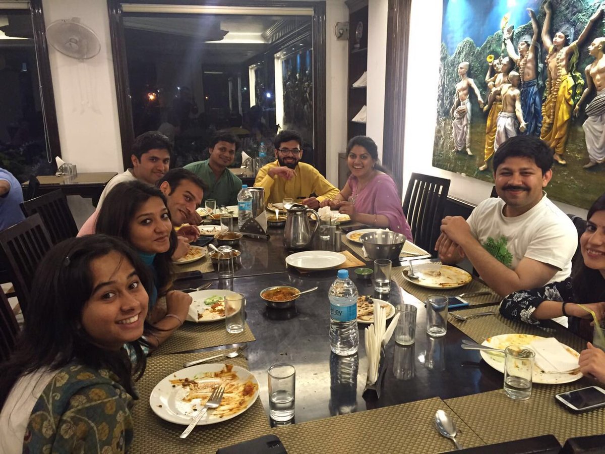 lalljgd's tweet photo. Sattvik Dinner with Sattvik people at Sattvik Place in Sattvik City #Happiness #PerfectEndtoPerfectDay https://t.co/6Y2wj8fNO2
