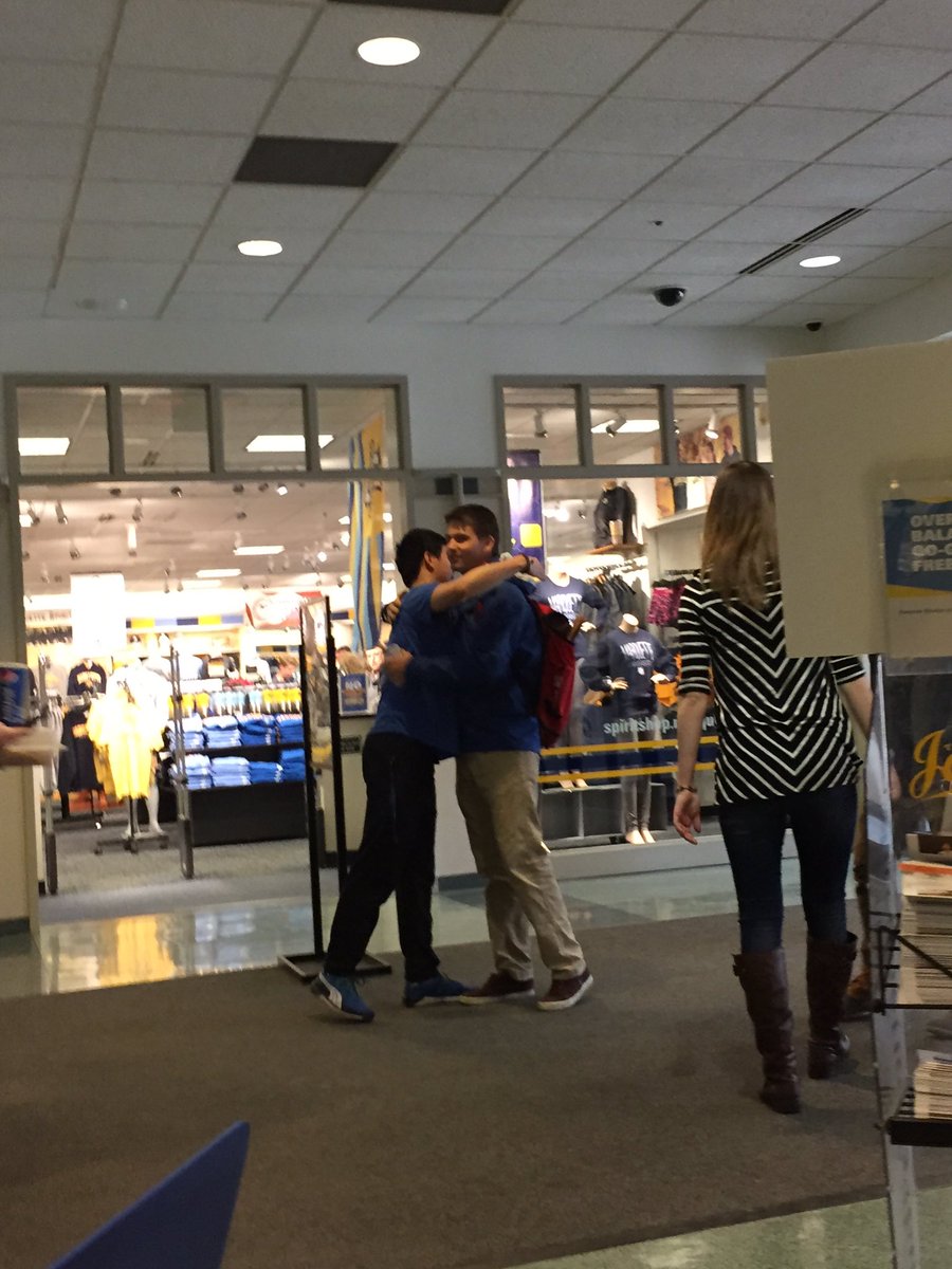 MUMashudaHall's tweet photo. Come get some free hugs today until 4 by The Brew in the AMU to support Mashuda's Mental Health Awareness Week!! https://t.co/sCtak70ixd