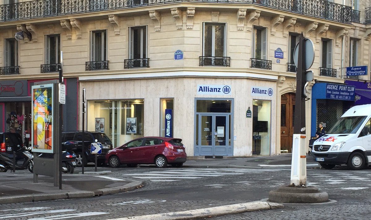 karinelazimi's tweet photo. #Cecinestpas 1 #poissondavril c'est 1 nouvelle aventure je deviens Agent Général #Allianz à #Paris 95 bd Haussmann👍🏻 https://t.co/jRSKJTsa8O